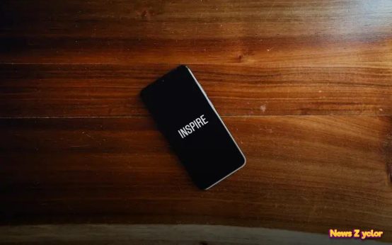 Apple became the 1st company to reach $1 trillion in brand value