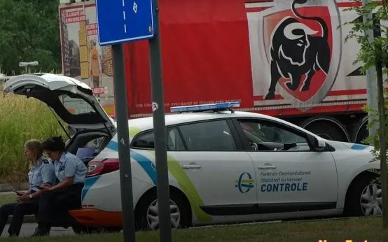 How to work with an overly critical boss? 6 essential tips